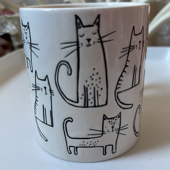NWT Whimsical cat mug - Picture 2 of 7